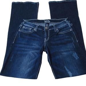 distressed mid rise Tyler vanity midrise size 28 jeans